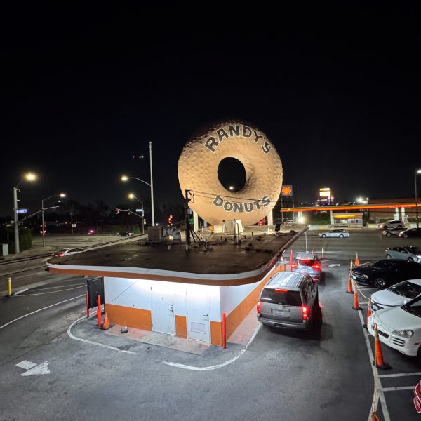 Randy_s Donut Lighting Modern Lightscapes-10