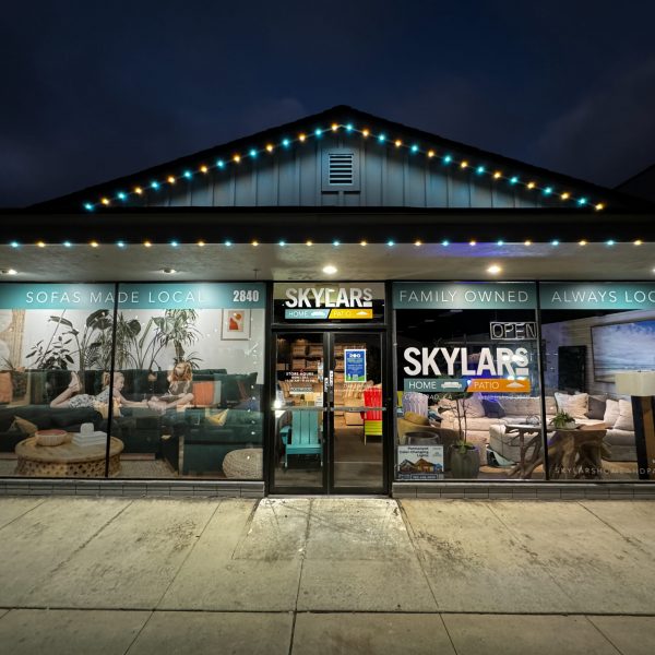 Retail Store Outdoor Lighting - Permanent Lighting San Diego-3